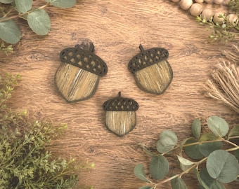 Set of 3 Wooden Acorn Decorations, Fall Acorn Shelf Sitters, Rustic Tiered Tray Mantle or Table accent, Wooden Acorns, Thanksgiving Decor