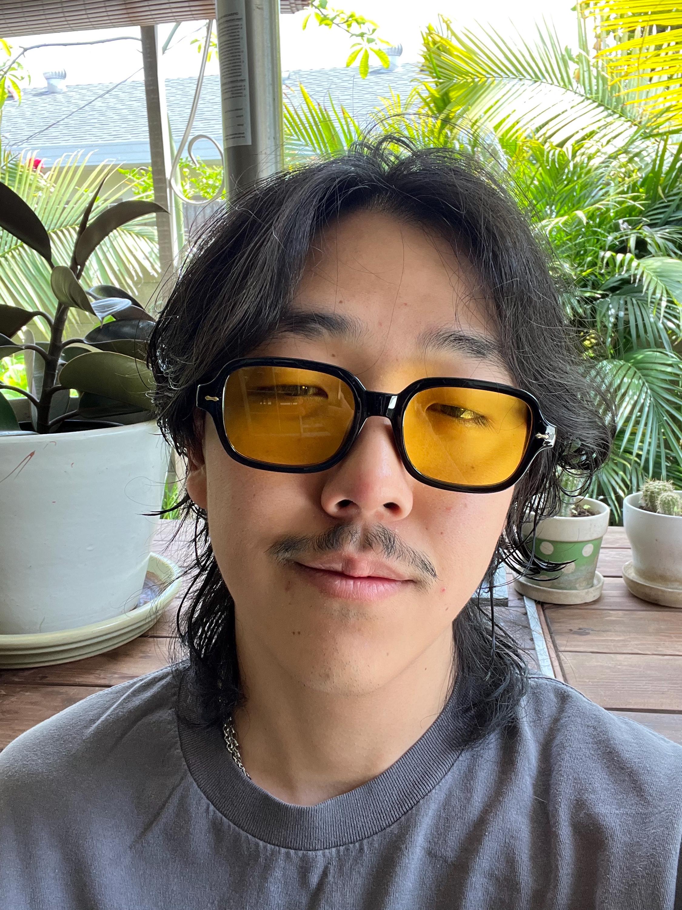 Vintage 90s/2000s Retro Style Square Shaped Sunglasses Yellow