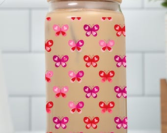 Envoltura UV DTF de mariposa de San Valentín / Diseño de lata de vidrio de 16 oz PNG