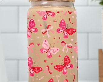 Envoltura UV DTF con lazo de mariposa de San Valentín / Diseño de lata de vidrio de 16 oz PNG