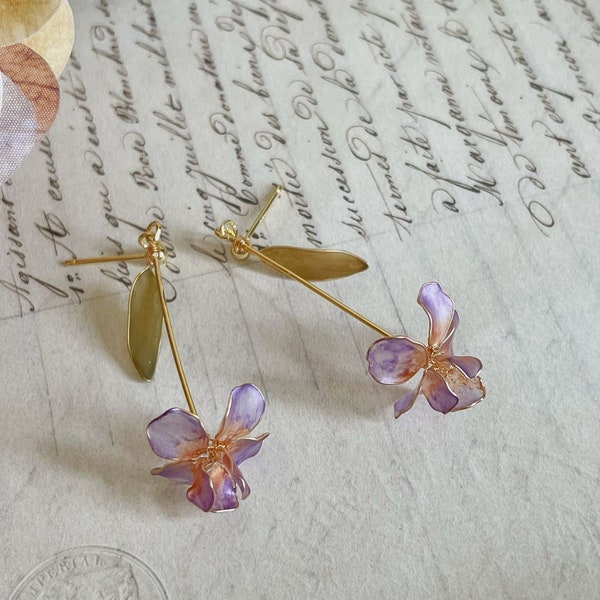 Iris Earrings, Light Earrings, Resin Flower earrings, Birth Month Flowers, Gold Iris Earring, Pink Purple Floral Earrings, Fairy Jewelry