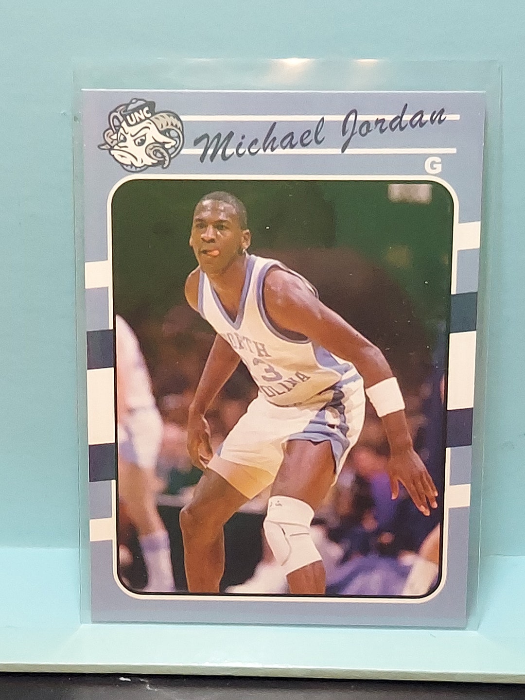 how much is a michael jordan north carolina card worth