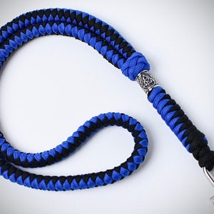 Llavero con cordón para credencial, hecho a mano, tejido, giratorio, personalizado, con nudo celta, cuentas de acero inoxidable, anilla en D, grillete, pasador de tornillo Calsp