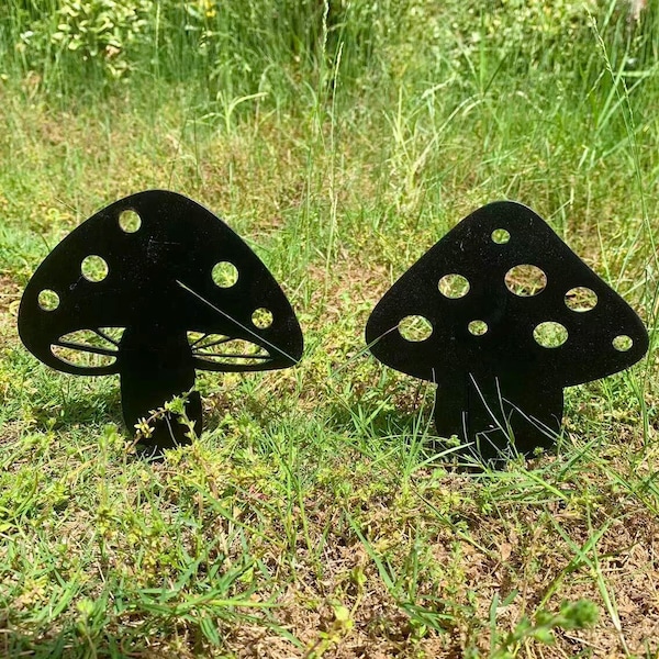 Garden Yard Stake| Wild Mushroom Yard Art | Yard Decor | Outdoor Lawn Decor|Mushroom Garden Stake Set| Rusty Mushroom