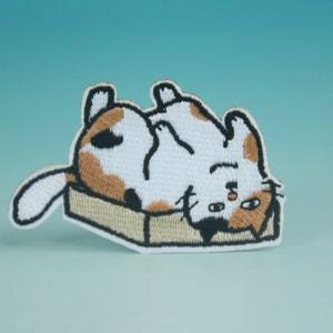 lazy cat on the pizza box patch, iron on patch, embroidered patch, aesthetic patch, funny patch, for jacket, for backpack,
