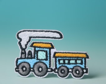 Broderad stryklapp med tåg: Blå ångloksapplikation