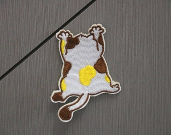 cat climbing the wall patch, iron on patch, embroidered patch, aesthetic patch, funny patch, for jacket, for backpack,
