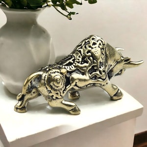 Vintage Fighting Bull sculpture Copper, Bullfighting statue Modern Home Décor, Bull sculpture Gift for animal lover, Housewarming Gift