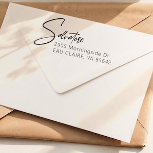 Gepersonaliseerde zelfinktende postadresstempel: aangepaste herbruikbare rubberstempel, handgemaakt voor enveloppen en post