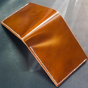 Shinki Hikaku cuero cordobés titular de la tarjeta cartera hecha a mano cordobán / cartera plegable