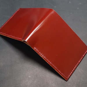 Shinki Hikaku cuero cordobés titular de la tarjeta cartera hecha a mano cordobán / cartera plegable