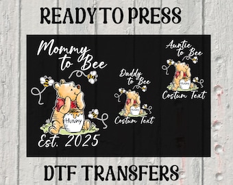 Transfert DTF de maman à abeille avec Winnie l'ourson, prêt à porter enceinte de Winnie l'ourson, maman Winnie l'ourson, papa, famille à repasser, transfert à repasser
