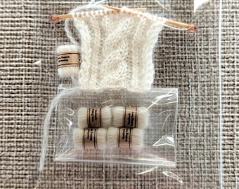1:12 Miniature Knit Set