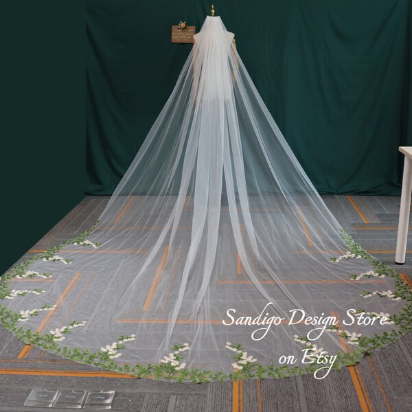Green Leaf&Flower Wedding Veil,Dreamy Daisy Embroider Floral Lace Bridal Veil,Tulle Wedding Veil,Bridal Veil for Lawn Wedding,Edge Lace Veil