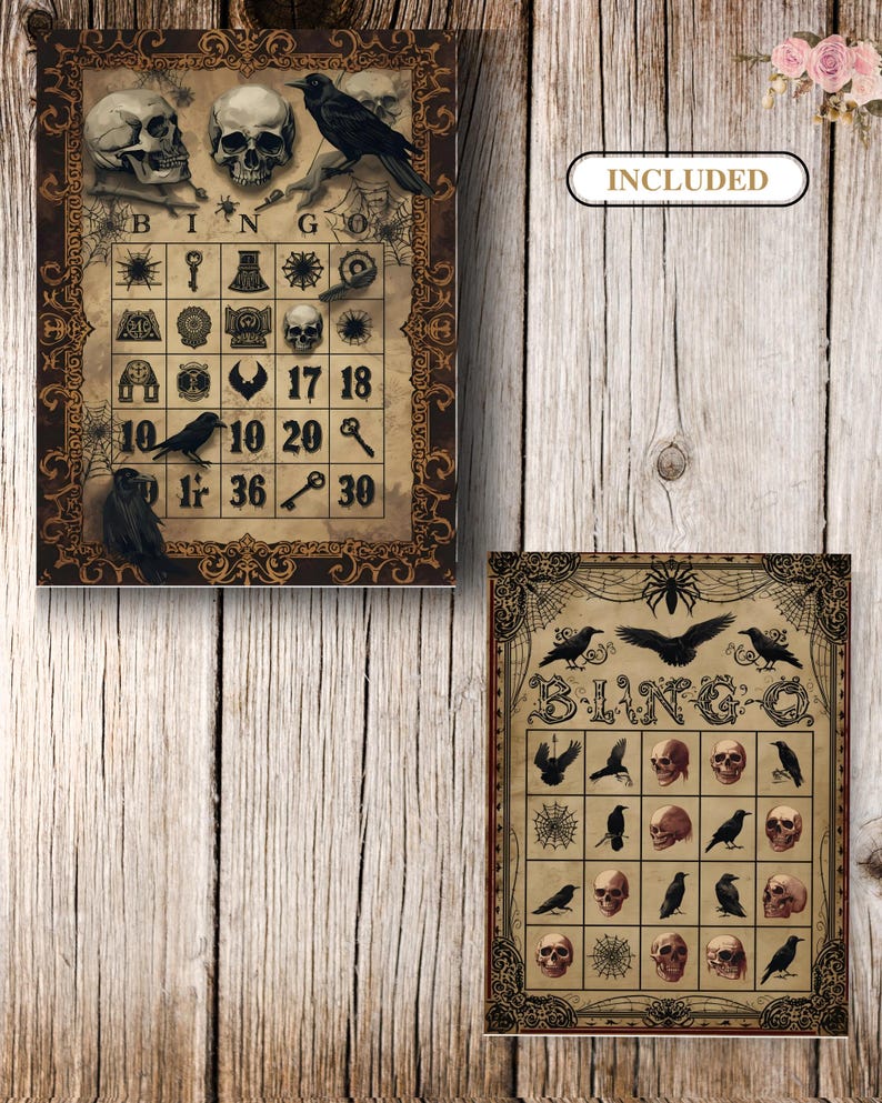 Puede incluir: Dos tarjetas de bingo rectangulares con est&eacute;tica vintage y un borde ornamentado de color marr&oacute;n oscuro. Las tarjetas muestran ilustraciones de calaveras, cuervos negros, telara&ntilde;as y llaves, con la palabra BINGO y el texto INCLUDED en un recuadro.