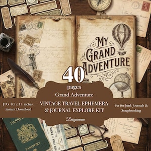 Może przedstawiać: Zestaw podróżniczy w stylu vintage z napisem "My Grand Adventure" i "40 stron". Zestaw zawiera pocztówki, znaczki, paszport i kompas na drewnianej powierzchni. Wymiary: 21,59 x 27,94 cm.
