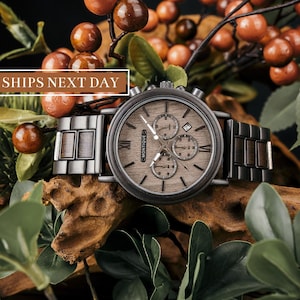 GEGRAVEERD HORLOGE - Cadeau echtgenoot - 1e verjaardagscadeau voor hem - Gepersonaliseerde houten horloge voor mannen - Verjaardagscadeau vriend - Cadeaus bruidsjonkers