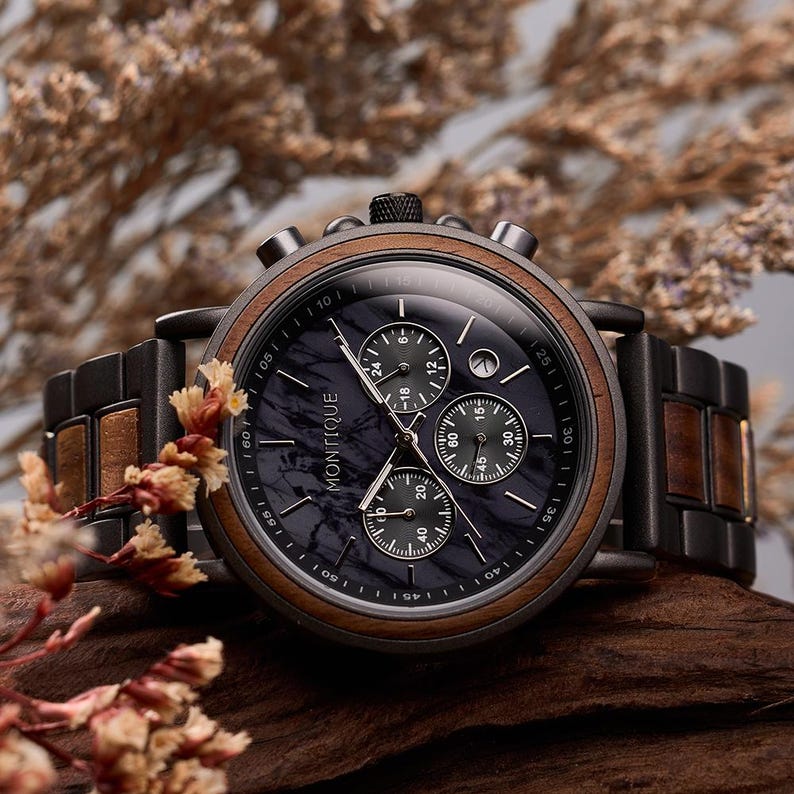 ENGRAVED WALNUT WATCH - First Fathers Day Gift - Personalized Anniversary Gift - Wooden Watch For Men - Boyfriend Birthday Gift - Groomsmen Gifts