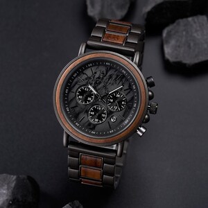 ENGRAVED WALNUT WATCH - First Fathers Day Gift - Personalized Anniversary Gift - Wooden Watch For Men - Boyfriend Birthday Gift - Groomsmen Gifts