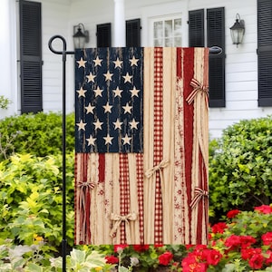 Patriotic Garden Flag, Rustic American Flag Yard Decor, Farmhouse 4th of July Flag, Vintage Quilted USA Porch Flag