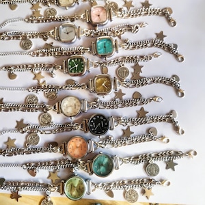 Pulsera de reloj plateada con dijes: pulsera de cadena en capas, pulsera con dijes de reloj Y2k, reloj de pulsera con estilo grunge, regalo para ella