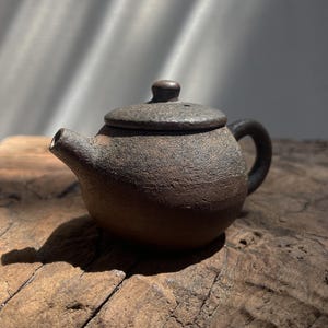 Teiera in ceramica cotta a legna – Servizio da tè Gongfu fatto a mano – Ceramica con smalto naturale a base di cenere
