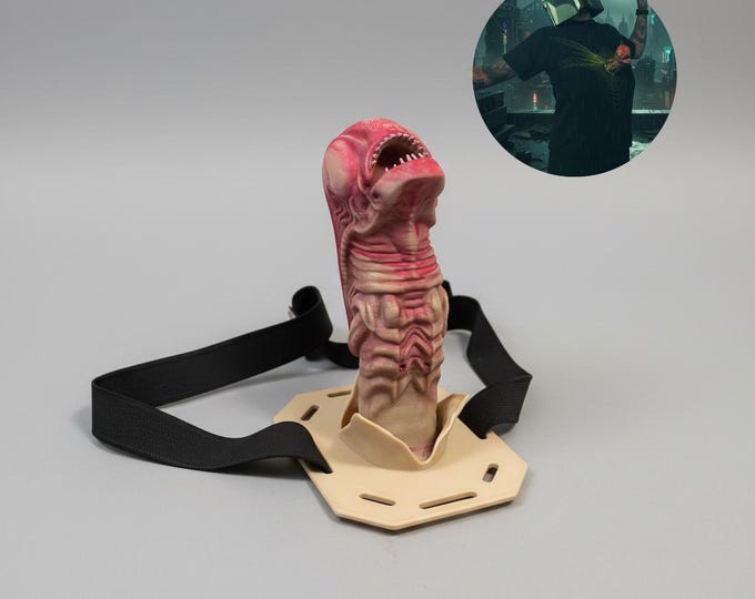 Hand-Painted Alien Chestburster Costume, Sci-Fi Horror Prop