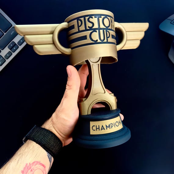 Hudson Hornet トロフィー Customizable Piston Cup Trophy: Hudson Hornet Cars Replica - Etsy