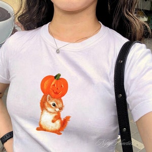 Pumpkin Squirrel Baby Tee, Halloween Vintage, Cute Spooky Babytee Y2k, Retro Graphic Tee, 90s Clothing, Fall Tshirt, Pinterest Aesthetic