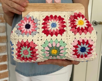 Pink Crochet Granny Square Purse: Wooden Kiss Lock, Cotton Lined