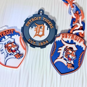 Detroit Tigers Fan Chain Necklace: Custom Colors, Skyline & Shield