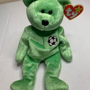 Kicks Bear