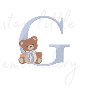 Urso fofo letra G – Desenho de bordado para bebê – 85 mm – Download instantâneo – pes, dst, exp, jef, jef+, xxx, hus, vip, sew