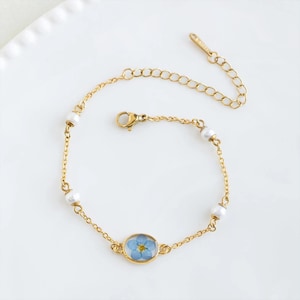Forget Me Not Bracelet, Resin Real Pressed Flower Jewerly, Pearl Jewelry, Forget-Me-Not, Bridesmaid Gifts, Wedding Gifts, Gift for Her