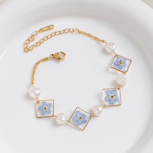 Forget Me Not Bracelet, Resin Real Pressed Flower Jewerly, Miscarriage Gift, Memorial Gift, Forget-Me-Not, Bracelet for Women, Gift for Her