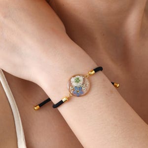 Adjustable Cord Bracelet Set with Real Dried Flower, Braided String Bracelet, Matching Bracelet for Mom Daughter, Casual Bracelet Gift