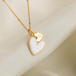 Collar con dije inicial de corazón MOP, collar con colgante de plata de ley 925, regalo de Navidad, collar para mujer, regalo festivo, regalo para ella