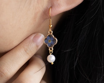 Freshwater Pearl Earrings, Forget Me Not Earrings, Real Pressed Flower Jewerly, Flower Resin Earring, Bridesmaid Gifts, Gift for Her