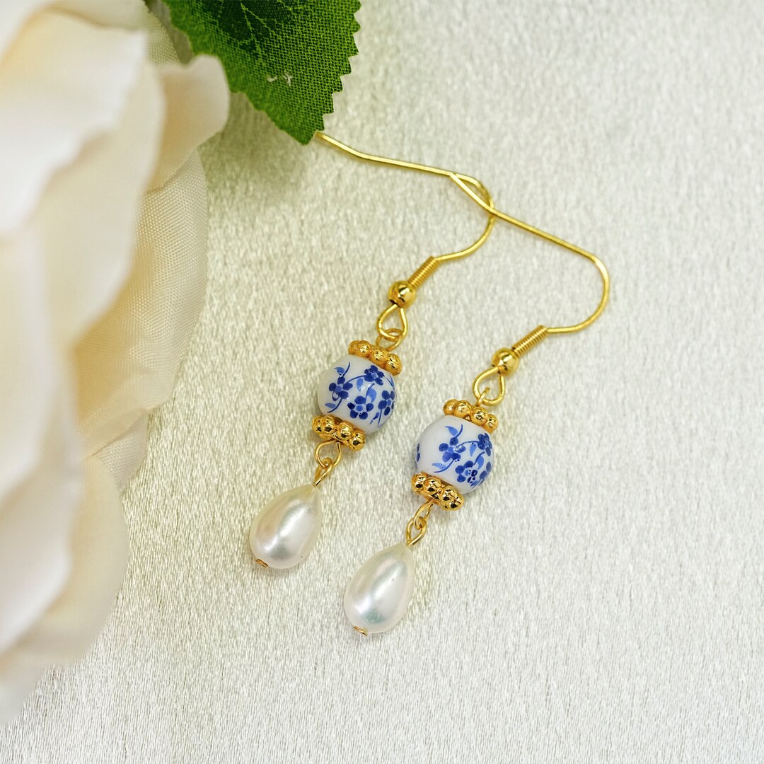 Blue White Porcelain Pearl Earrings, Blue and White Earrings, Beaded ...