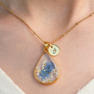 Forget Me Not Necklace, Personalized Initial Necklace, Real Pressed Flower Jewerly, Dried Flower Jewelry, Forget-Me-Not, Gift for Her