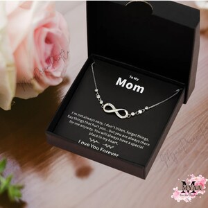 Collier fête des mères avec boîte-cadeau, carte de souhaits, collier d'amour pour femme gracieux magnifique cadeau d'anniversaire fête des mères bijoux accessoires pour femmes