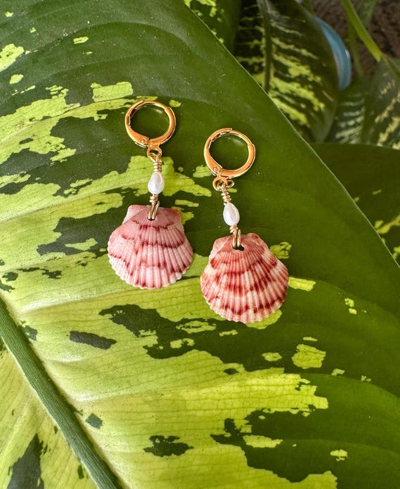 Dainty Shell and Pearl Earrings, 18k Gold Plated, Handmade