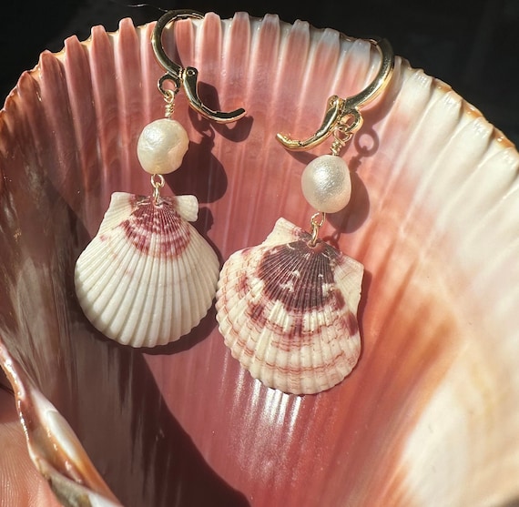 Shell Earrings With Freshwater Pearls 18k Gold Plated