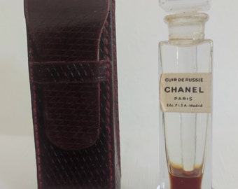 Cuir de Rusie Chanel, parfum, perfume miniature, leather case, 1924 release, 7.5 ml, private collection, original, mini size, scent