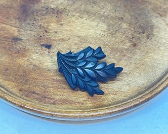 Antique small Victorian Vulcanite Mourning Leaf Motif Brooch