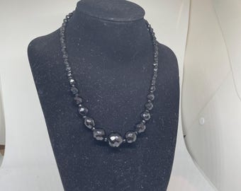 Collier Vintage En Jais Ou Imitation Jais – Tour De Cou 50 Cm – Haute Couture – Occasion