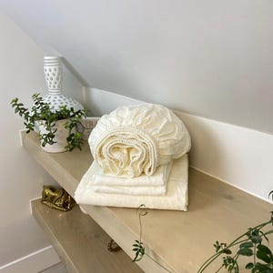 Organic Linen Sheet Set – Stonewashed Queen/King Bedding, Off White and Grey – 100% Flax, Breathable and Hypoallergenic, Gift for New Home