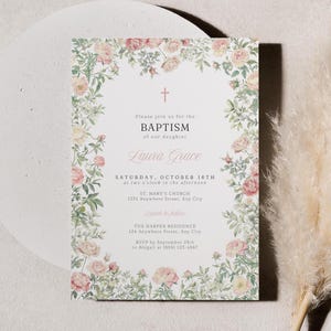 Bloemen doop uitnodiging sjabloon meisje roos bloem doop afdrukbare uitnodiging elegante blozen ivoor pioenroos bewerkbare religieuze uitnodiging LP0003B