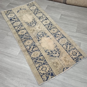 2x5 Runner Rug, 2x5 Rug,2x5 TURKISH VINTAGE RUG,Oushak Handmade Wool Rug,2x6,Turkish Rug,Vintage Wool Rug,Unique Rug,runner rug,2.2x4.7 ft