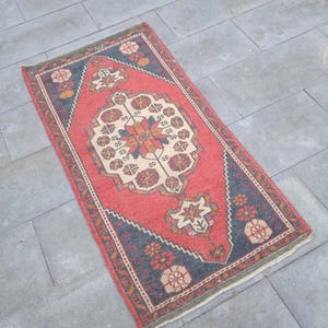 2x5 Runner Rug, 2x5 Rug,2x5 TURKISH VINTAGE RUG,Oushak Handmade Wool Rug,2x6,Turkish Rug,Vintage Wool Rug,Unique Rug,runner rug,2.2x4.4 ft